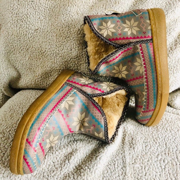 Sherpa lined pull on multi colored boot sz 40 - Picture 3 of 6